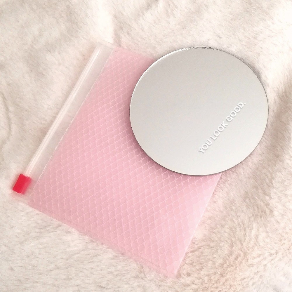 Glossier 'YOU LOOK GOOD' Mirror